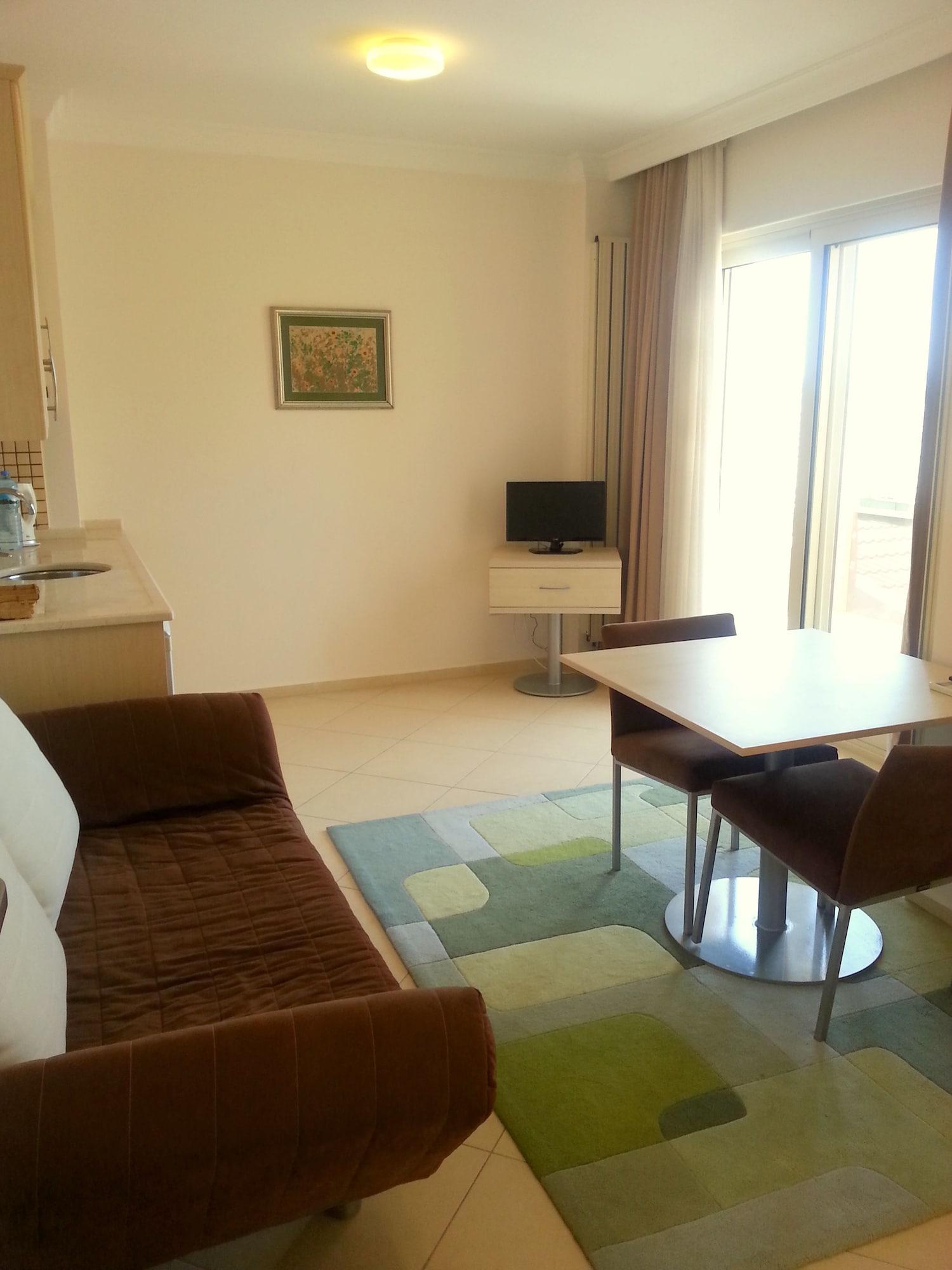 Çeşme Kamer Exclusive Hotel & Suites מראה חיצוני תמונה