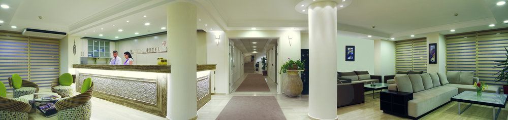 Çeşme Kamer Exclusive Hotel & Suites מראה חיצוני תמונה